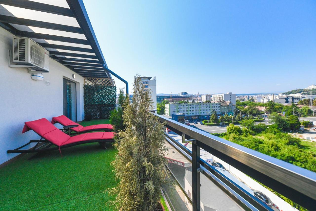 Panoramic Apartment With Terrace Kluż-Napoka Zewnętrze zdjęcie